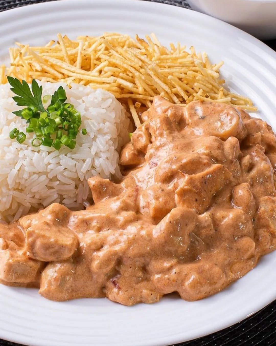 2 Marmitex Grande Com Strogonoff